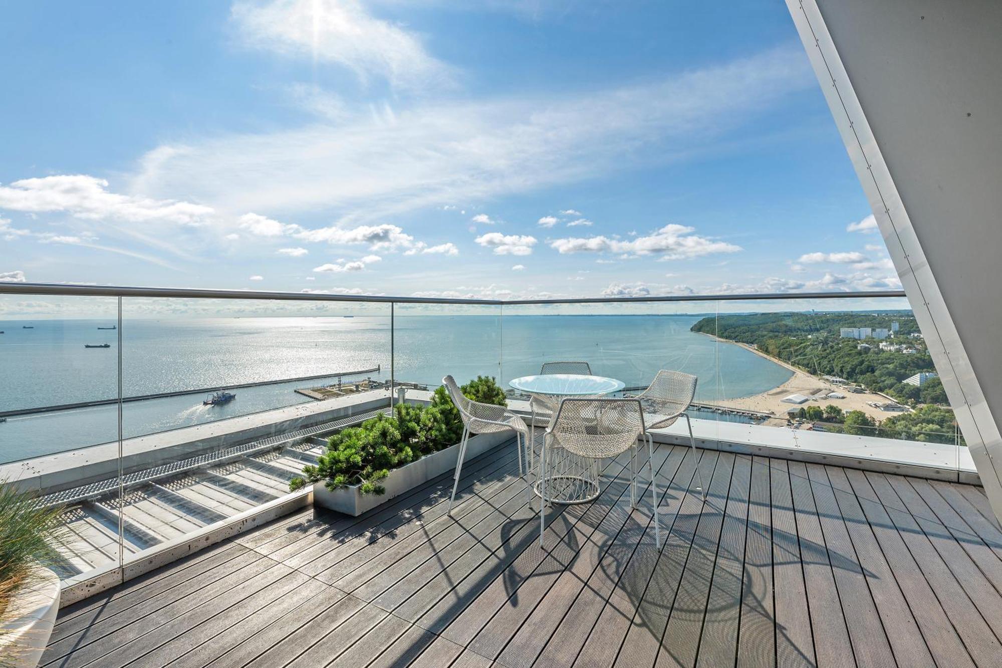 Sea Towers Apartment Gdynia Luaran gambar